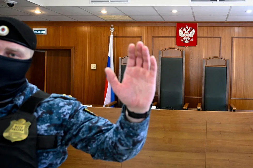 Судебный департамент при Верховном суде удалил с сайта архивы судебной статистики с 2005 по 2025 год. Эти данные были ключевым источником для оценки репрессий, судебной практики и косвенной оценки отправки обвиняемых на войну.