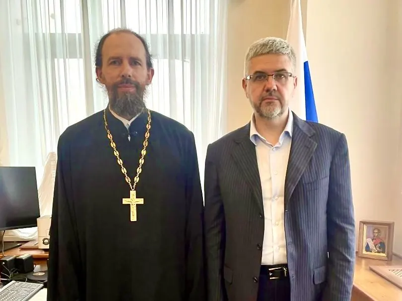 Заместитель министра юстиции заявил, что распространение сожительства без официальной регистрации несёт риски для безопасности страны; ведомство мониторит ситуацию и готовит изменения в Семейный кодексе.