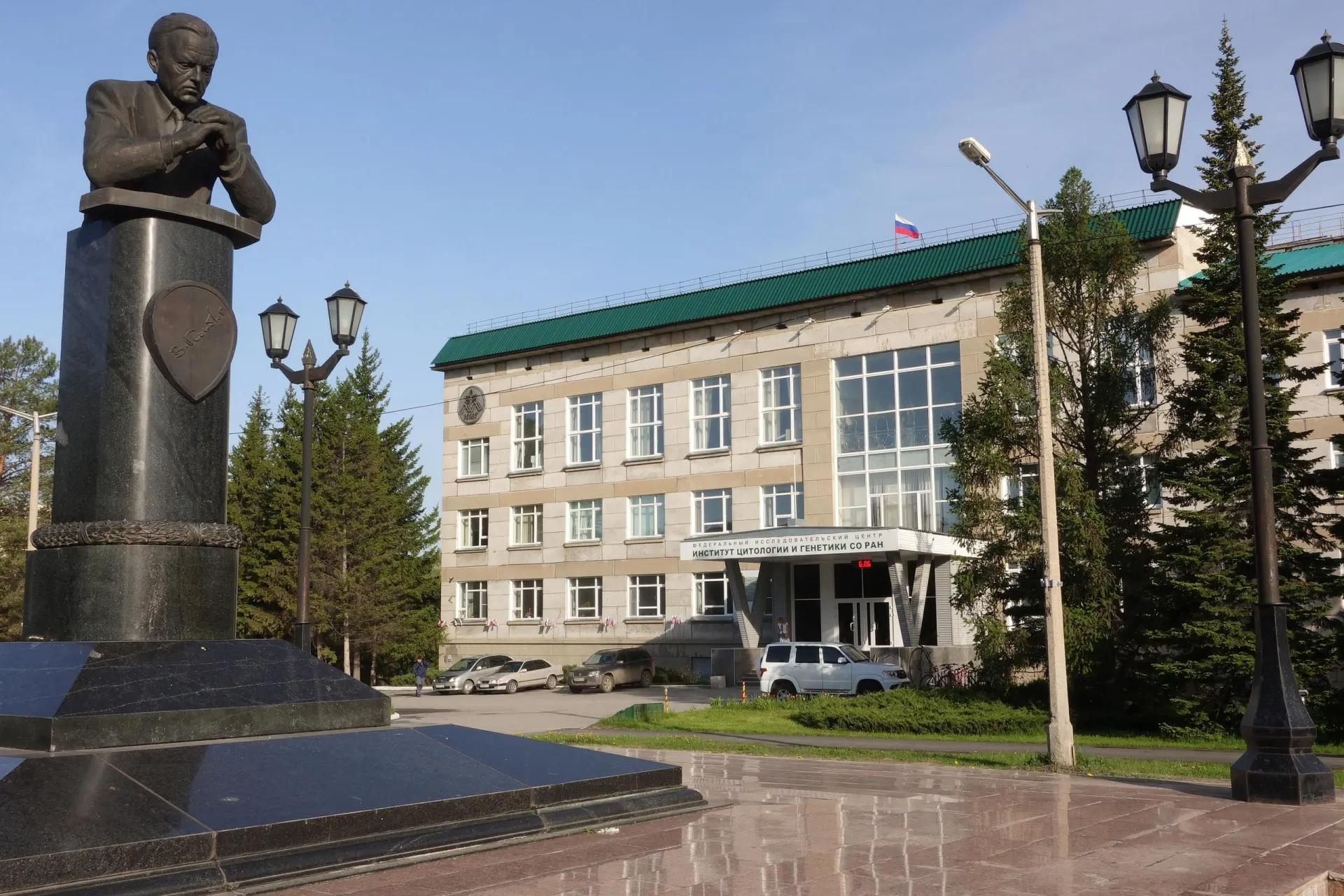 Новый федеральный закон и подзаконные акты вводят строгие правила вывоза генетической информации. Ученые предупреждают, что это усложнит публикации в международных журналах, затянет обмен данными и создаст риск изоляции российской генетики.