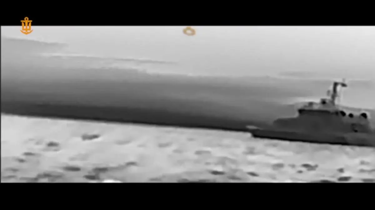 Ночью 30 апреля Военно‑морские силы Украины нанесли удар по корабельно‑катерному составу в районе Керченского пролива: повреждены патрульный катер «Соболь» и противодиверсионный «Грачонок», используемые для охраны моста и борьбы с диверсантами.