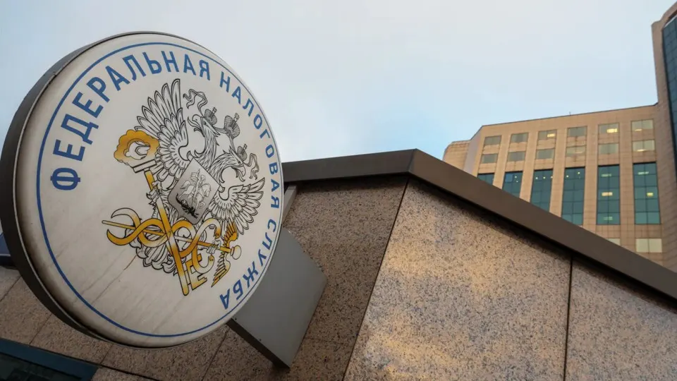 Ужесточение налоговой политики в отношении малого бизнеса не принесло ожидаемого прироста доходов: сборы по специальным режимам сократились более чем на пятую часть, а дефицит федерального бюджета уже превысил годовой план.