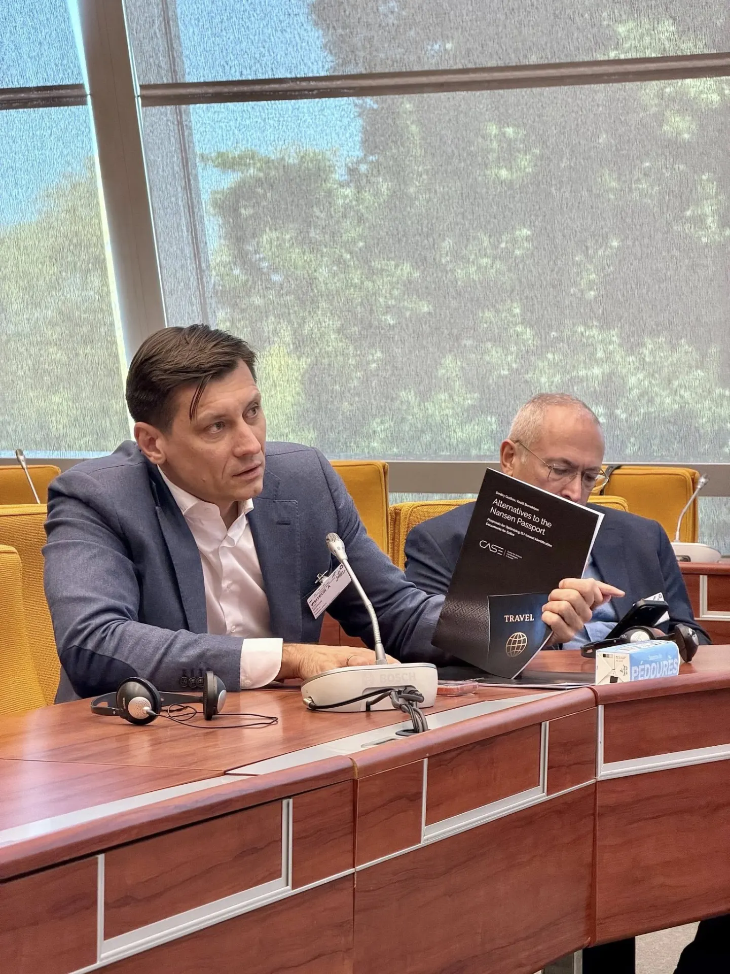 Дмитрий Гудков назвал антисемитские, гомофобные и унижающие права женщин высказывания одного из участников платформы неприемлемыми и пояснил, что площадка задумывалась как пространство для диалога, а не объединение единомышленников.