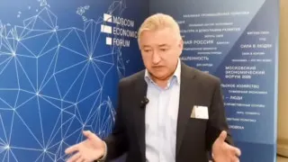 Руководители крупных промышленных предприятий и академики говорят о фундаментальном кризисе в российской экономике, срыве программ импортозамещения и деградации обрабатывающих отраслей на фоне снижения темпов роста ВВП и падения реальных доходов населения.