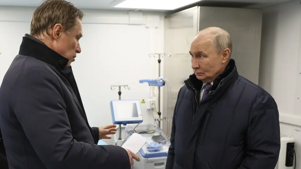 Президент поручил Минздраву расширить охват диспансеризации репродуктивного здоровья — власти рассчитывают повысить рождаемость за счёт более широких проверок мужчин и женщин на репродуктивную функцию.