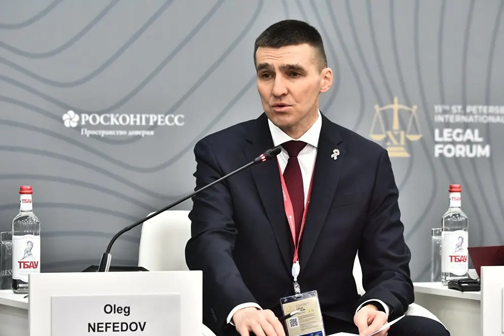 Высшая квалификационная коллегия судей 26 мая рассмотрит ходатайство судьи Верховного Суда Олега Нефедова о назначении на должность заместителя председателя и руководителя коллегии по гражданским делам. Нефедов известен решениями о запрете ряда «движений» и признании организаций экстремистскими.
