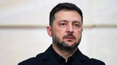 Президент Украины сообщил о продолжении боевых действий со стороны РФ: более 150 штурмов, свыше сотни обстрелов и около 10 тысяч атак дронами за последние сутки.