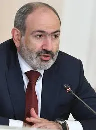 Премьер Армении объявил о выплате компенсаций производителям, пострадавшим от временных запретов и приостановок поставок в Россию. Правительство также пообещало помощь в повышении качества продукции и ищет альтернативные рынки сбыта.