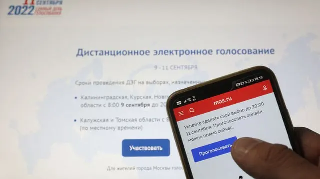 Суд отклонил иск об отмене действующего порядка ДЭГ: истец указывал на невозможность независимой проверки результатов и изменения протоколов после голосования, но ЦИК и прокуратура сочли систему соответствующей нормам. Решение будет обжаловано.