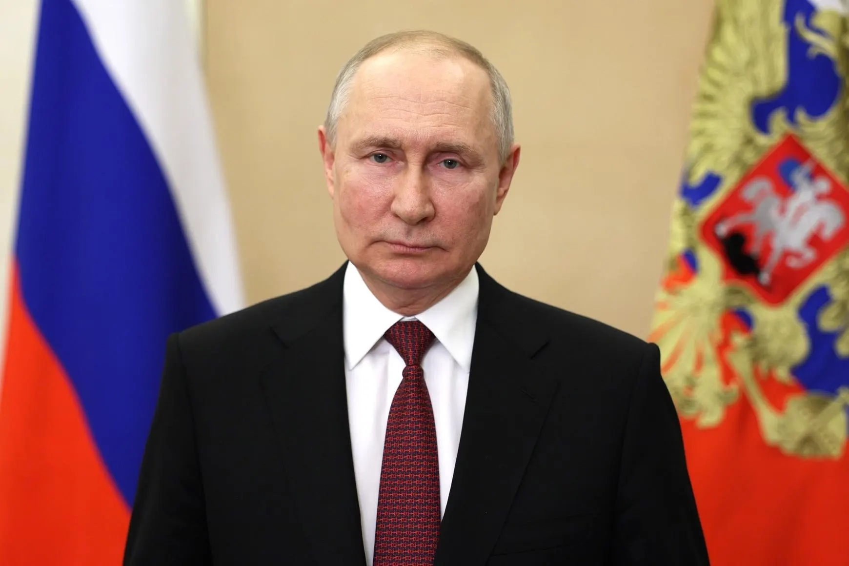 Указ президента расширяет круг ветеранов, которым фонд будет оказывать помощь: в частности инвалидов, получивших ранения при отражении нападений, а также тех, кто продолжает службу с ограничениями по здоровью.