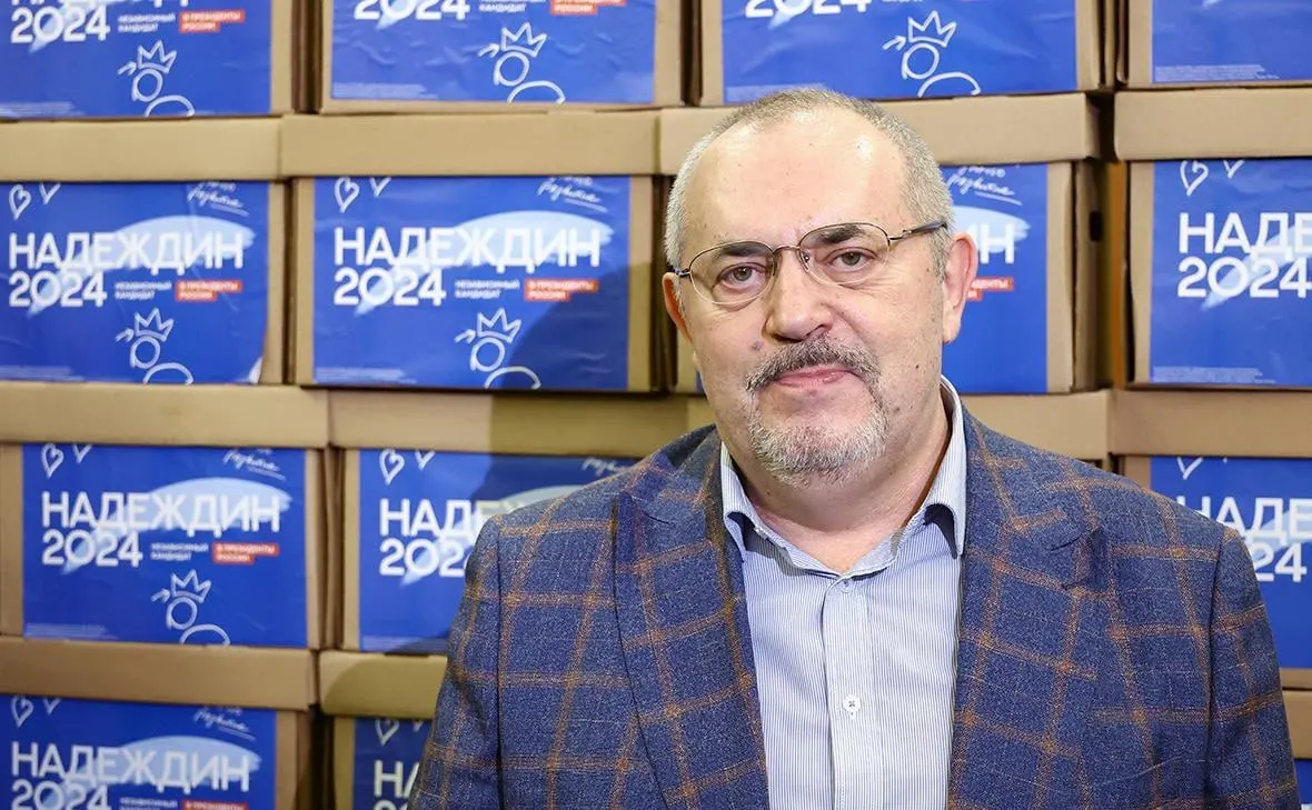 Политик объявил о сворачивании кампании из‑за давления со стороны властей: его внесли в реестр иноагентов, обвинили по экстремистской статье, ввели запрет на выезд и наложили другие ограничения.