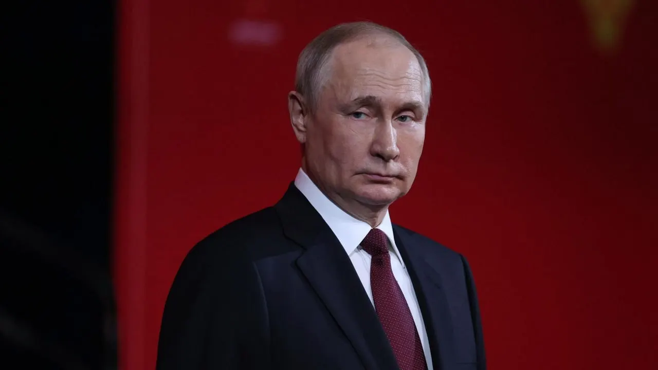 Пресс‑секретарь Кремля заявил, что Путин подробно разъяснил позицию по специальной военной операции и считает «заморозку» невозможной при нынешней позиции Киева; прекращение огня возможно только при исполнении требований Москвы.