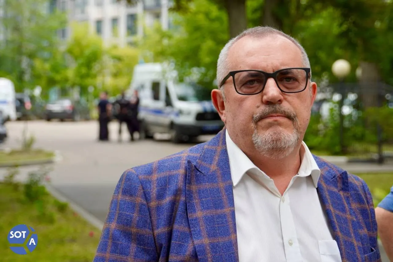 В пятницу в список также попали ведущая Екатерина Воропай, Тимофей Рогожин и «Штаб кандидатов».