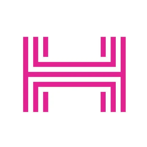 Генеральная прокуратура объявила HRF нежелательной организацией в России; ведомство утверждает о дискредитации армии и поддержке санкций США. В 2024 году руководителем HRF стала Юлия Навальная.