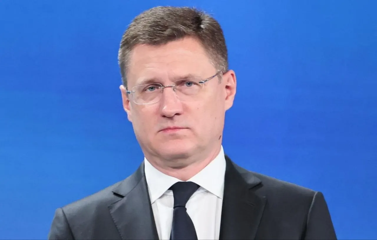 Правительство поручило усилить контроль за ценами на топливо на независимых заправках.