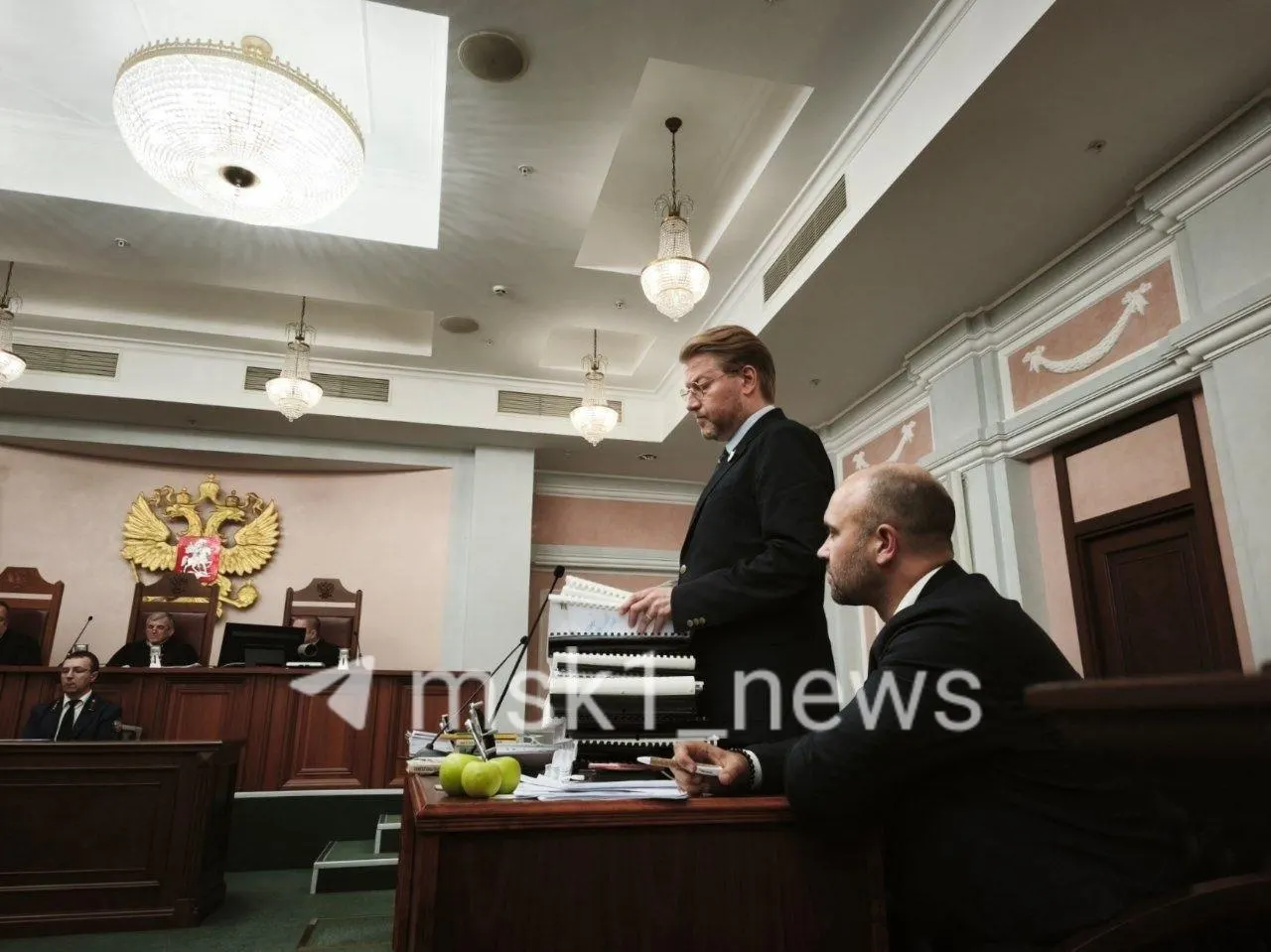 Представитель Родины назвал инициативу попыткой затянуть судебный процесс; ЦИК и прокуратура выступили против. ЦИК заявил об отсутствии оснований для восстановления партии Яблоко.