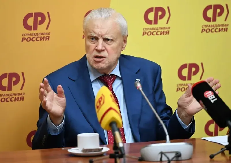Лидер партии сообщил о возвращении к рабочим обязанностям, однако руководство остаётся дистанционным; он указал на сомнения электората и влияние кризиса, связанного с СВО.