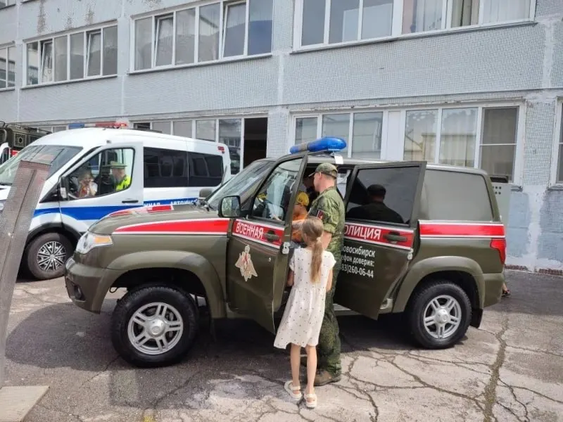 Минобороны инициирует расширение полномочий военной полиции, включая право допрашивать граждан и требовать документы, а также возможность работать в гражданской одежде.