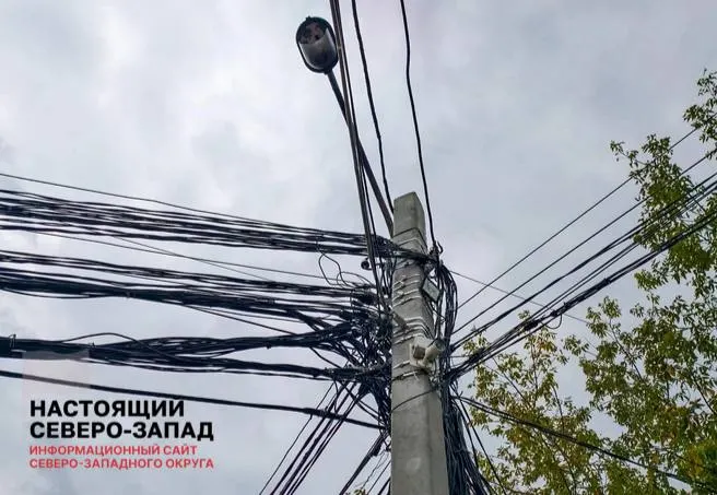 Рассматривается включение затрат на защиту электросетей от беспилотников в тарифы на передачу энергии и возможное перераспределение расходов между потребителями.
